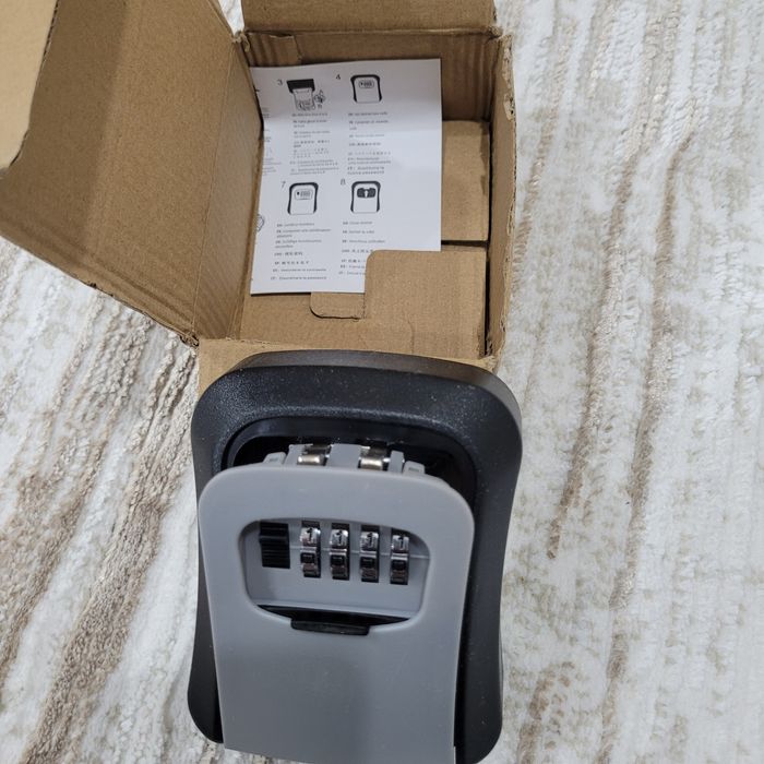 Продам сейф для ключей