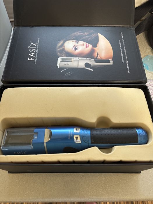 Aparat de tuns parul Fariz