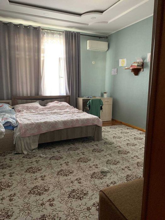 Продается в Мирзо-Улугбекский р-не (ул.Олтинтепа) дом на 11 сотках