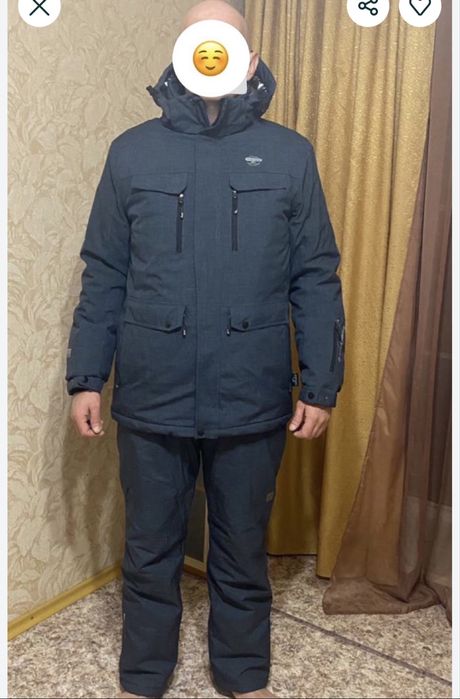 Костюм горнолыжный