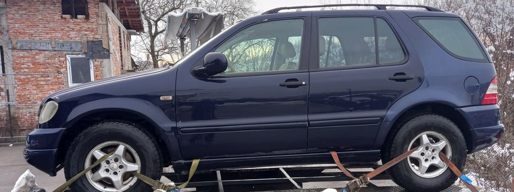 Врата Мерцедес МЛ W163 лява дясна предна задна Mercedes ML W163