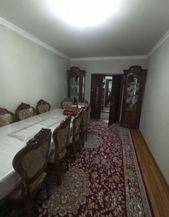 Продаётся квартира в Яшнабад Ул Мухтар Ашрафи Ор Ислом Ота мечеть