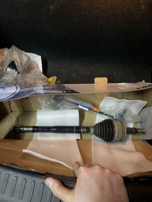 Монза 1.5 граната наружная правая и стабилизатор тяга. Оригинал 1000%