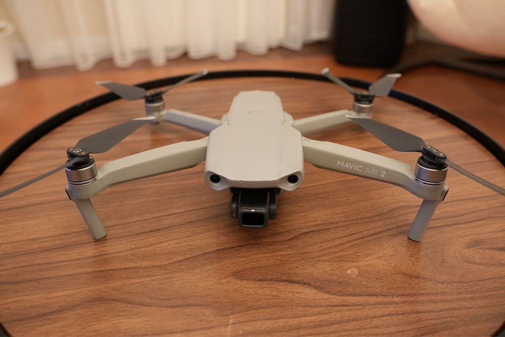 Дрон DJI Mavic Air 2 Fly More Combo