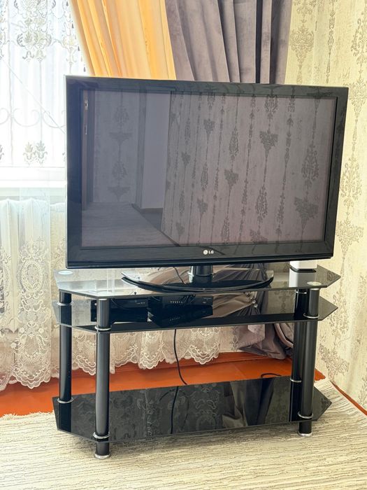 Телефизор с тумбой