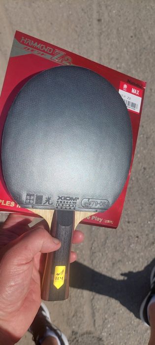 Paleta tenis de masa Nittaku Hammond Z2 și  Xiom