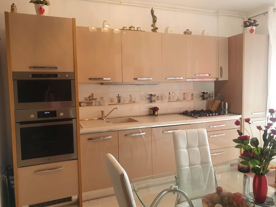 Apartament Lux  Oradea  ARED