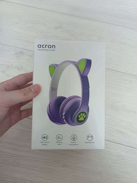 Новые беспроводные наушники имеют 3 цвета.