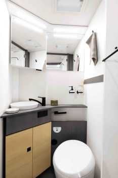 Autorulota Ahorn Camp(by Hymer) Renault 170 CP,Automata,4 loc,2027,Factura externa!