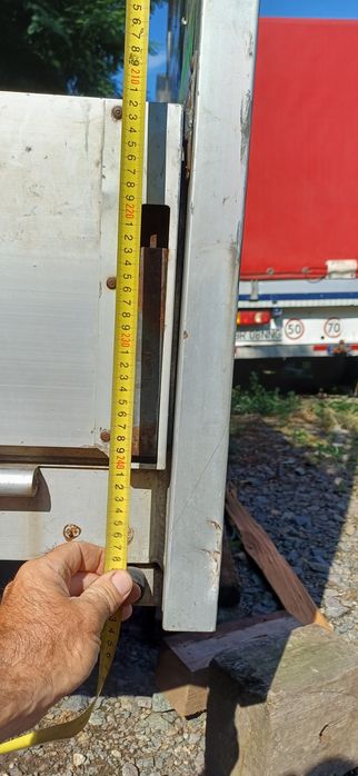 Caroserie aluminiu cu prelata
