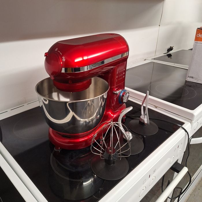 Кухненски робот тестомесачка Делимано Про  1400W