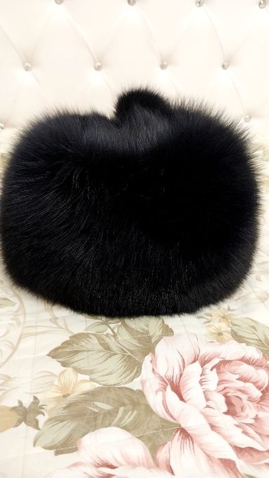 Продам шапку женскую