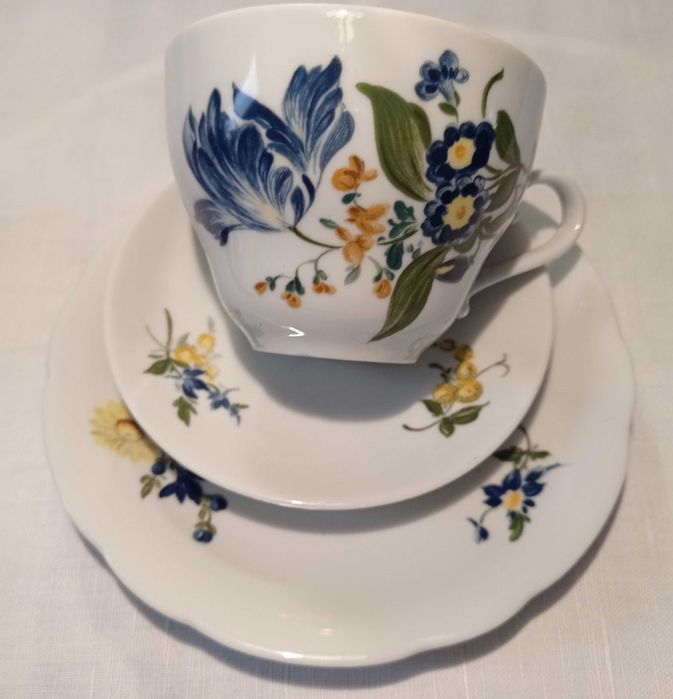 Чайный сервиз тет-а-тет из фарфора компании Kahla ГДР.