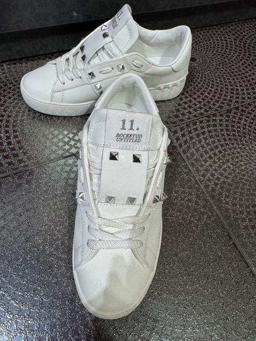 Дамски обувки VALENTINO Garavani