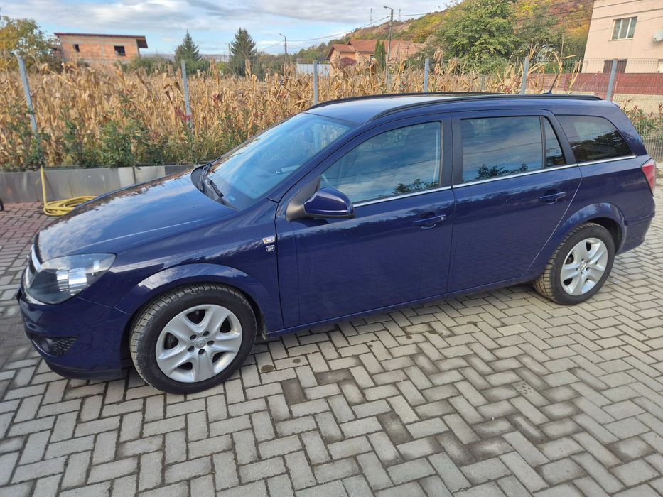 OPEL Astra 2010 — imagine 15