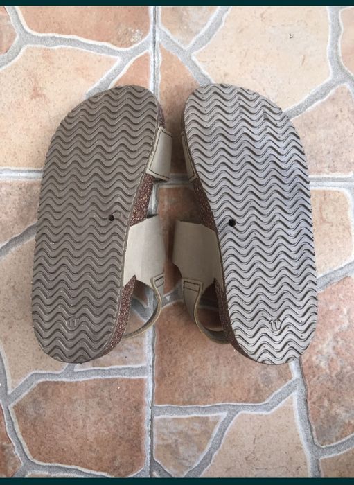 Нови детски сандали 25 , 28,5 и 28/29