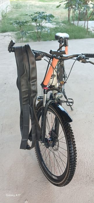 Drongo tog' velosipedi - juda yaxshi holatda, yangi shinalar + sovg'a