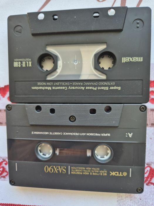 Касети MAXELL XLL-2, TDK  SAX-90, Оригинал MADONA  ,При покупка на всички една Касета SA -60 е БОНУС  0БЩА цена  40 Евро.