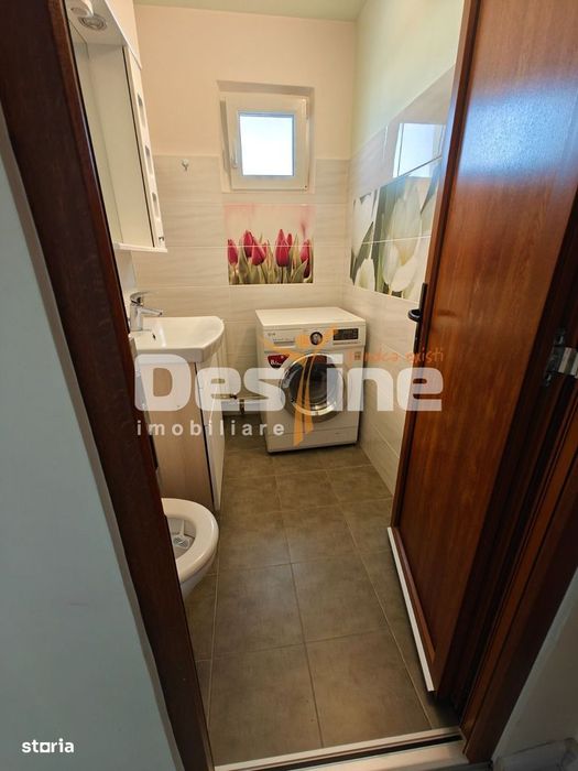 Apartament Superb  3 camere PLopeni 52.86 mp!