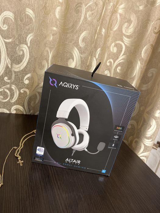 Casti AQIRYS Altair White