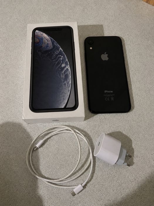 iPhone XR …………….