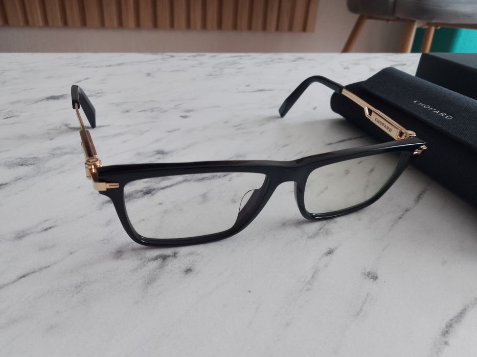 Страхотни очила Chopard