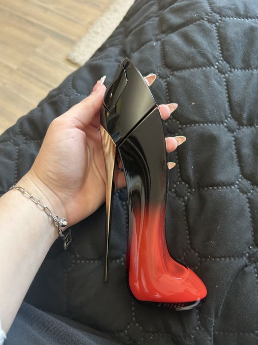 Парфюм carolina herrera/very good girl elixir