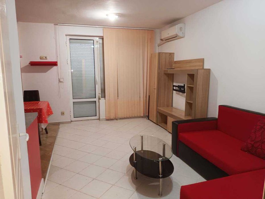 Дава се под наем Тристаен апартамент в Варна, Лятно кино Тракия - 90 кв.м за 510 € - Снимка #8