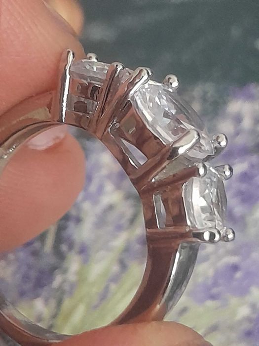 Inel argint 925 cu 3 Zirkonnia AAA,marimea 7/56