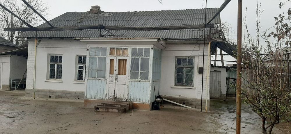 Срочно продается участок с двумя домами