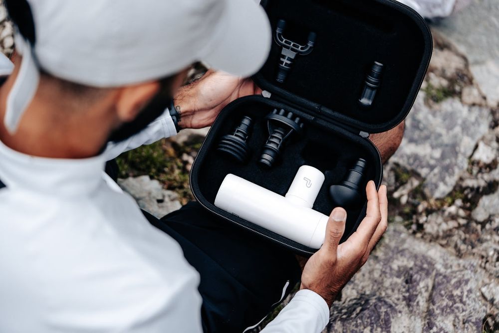 Pistol de masaj profesional Pulseroll mini Massage gun Nou