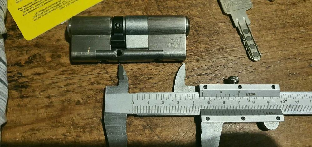 Най-висок клас патрон/ключалка за врата EVVA MCS на половин цена!