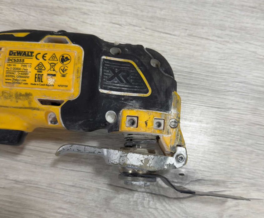 Продавам Мултифункционален инструмент DeWalt DCS355