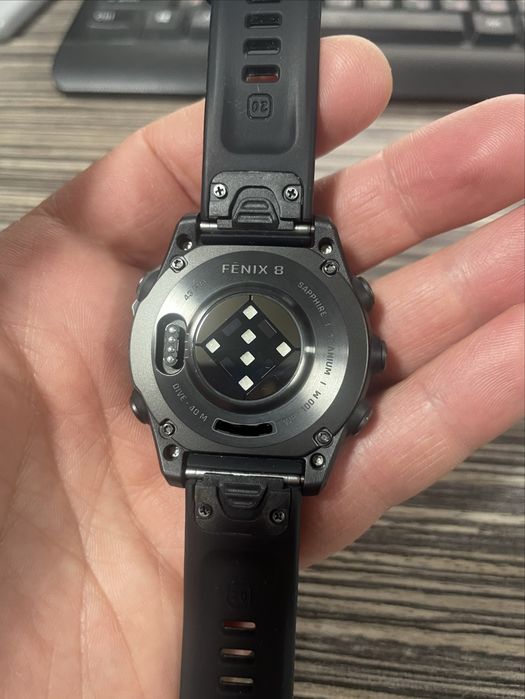 Garmin Fenix 8 43 mm Amoled Sapphire