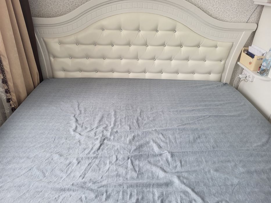 Продам спальный кровать