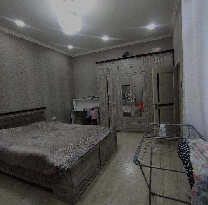 Продается дом , Миробадский район ул Гейдара Алиева.  4сотки.