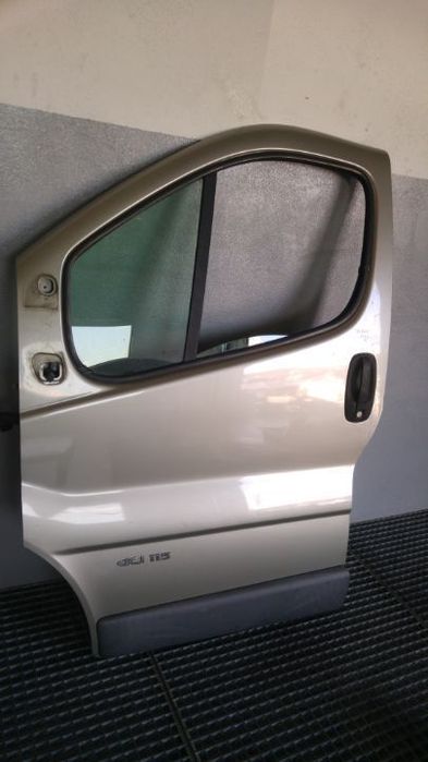 usa stanga renault trafic 2 dupa 2001