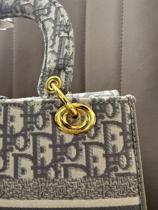 Сумка под диор