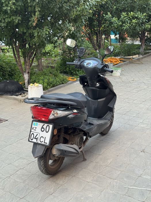 Скутер LI YA M8