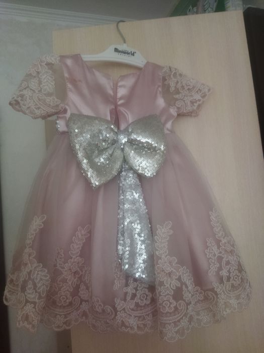 Красивое детское платье