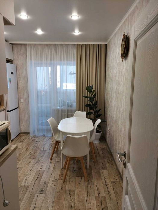 Продам 3- х ком. квартиру ЖК "САМАЛ"