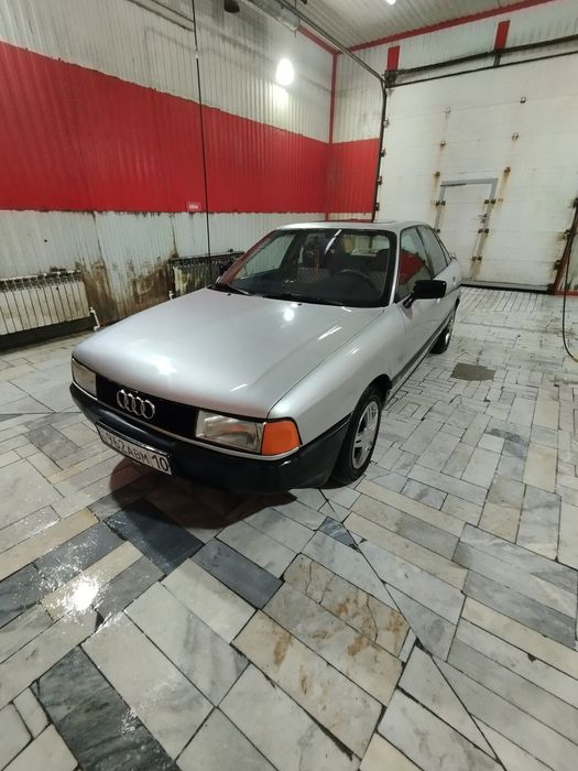Продам Ауди 80 б3