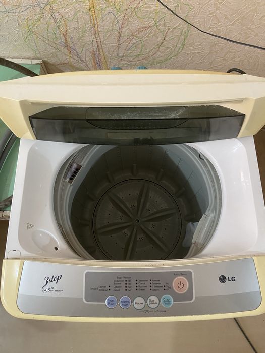Продам  стиральную машину LG 4,5 кг полуавтомат