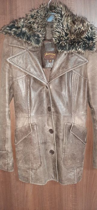 Geaca de piele naturala Stradivarius