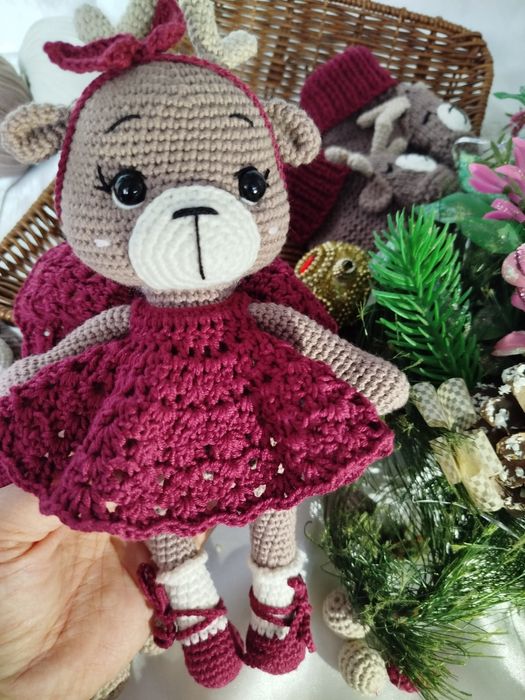 Вязание изделия,игрушки