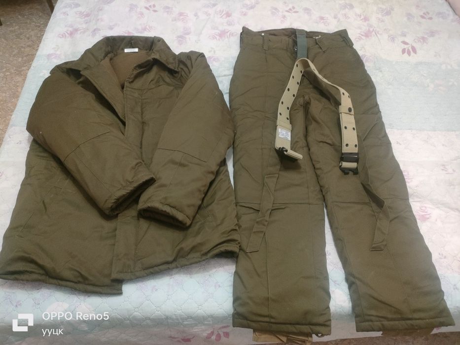 Продам комплект спецодежды