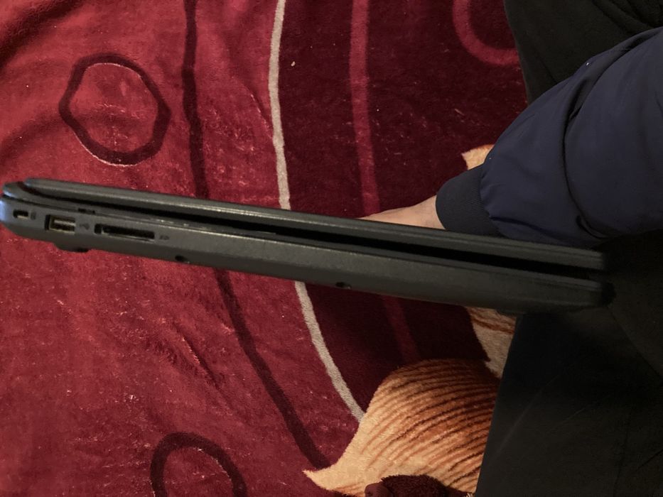 Acer notebook sotiladi. Arzon narxda Holati Yangidek