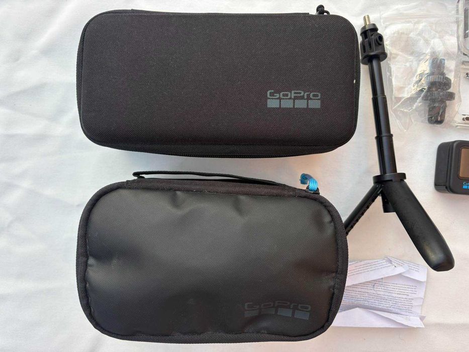 GoPro Hero 10 с много аксесоари
