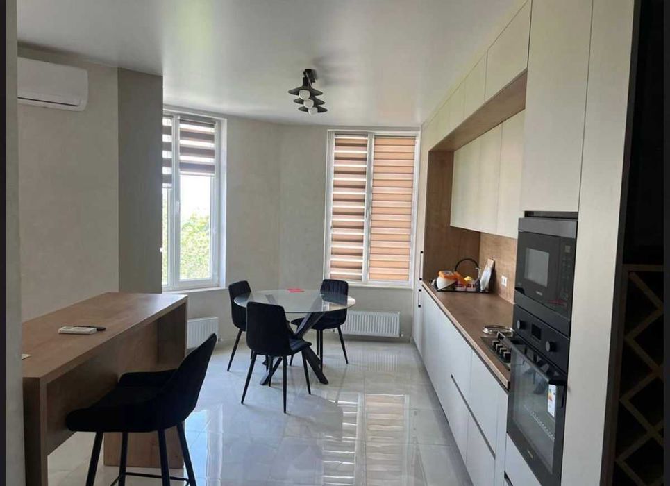 Дава се под наем Двустаен апартамент в София, Гео Милев - 75 кв.м за 375 € - Снимка #2