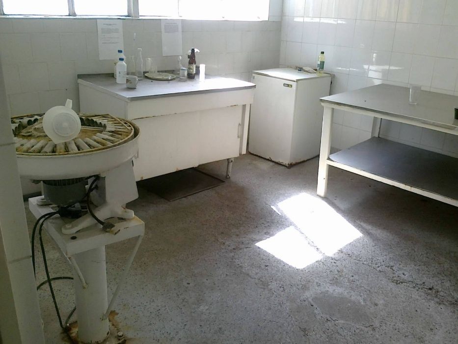 Продава се Промишлена сграда в Криводол - 670 кв.м за 191 €/кв.м - Снимка #5